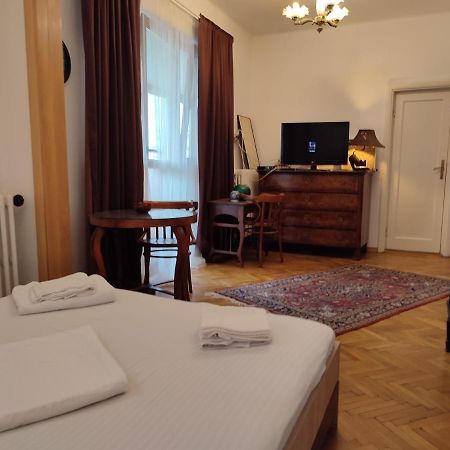 Accommodation Ateneu Palace Bucareste Exterior foto