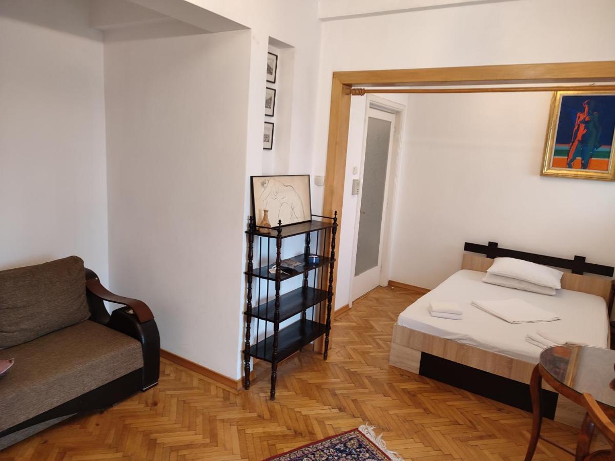 Accommodation Ateneu Palace Bucareste Exterior foto